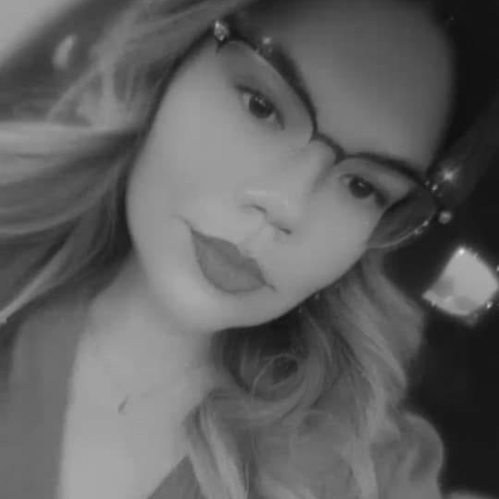 Meet your Posher, Jazmin